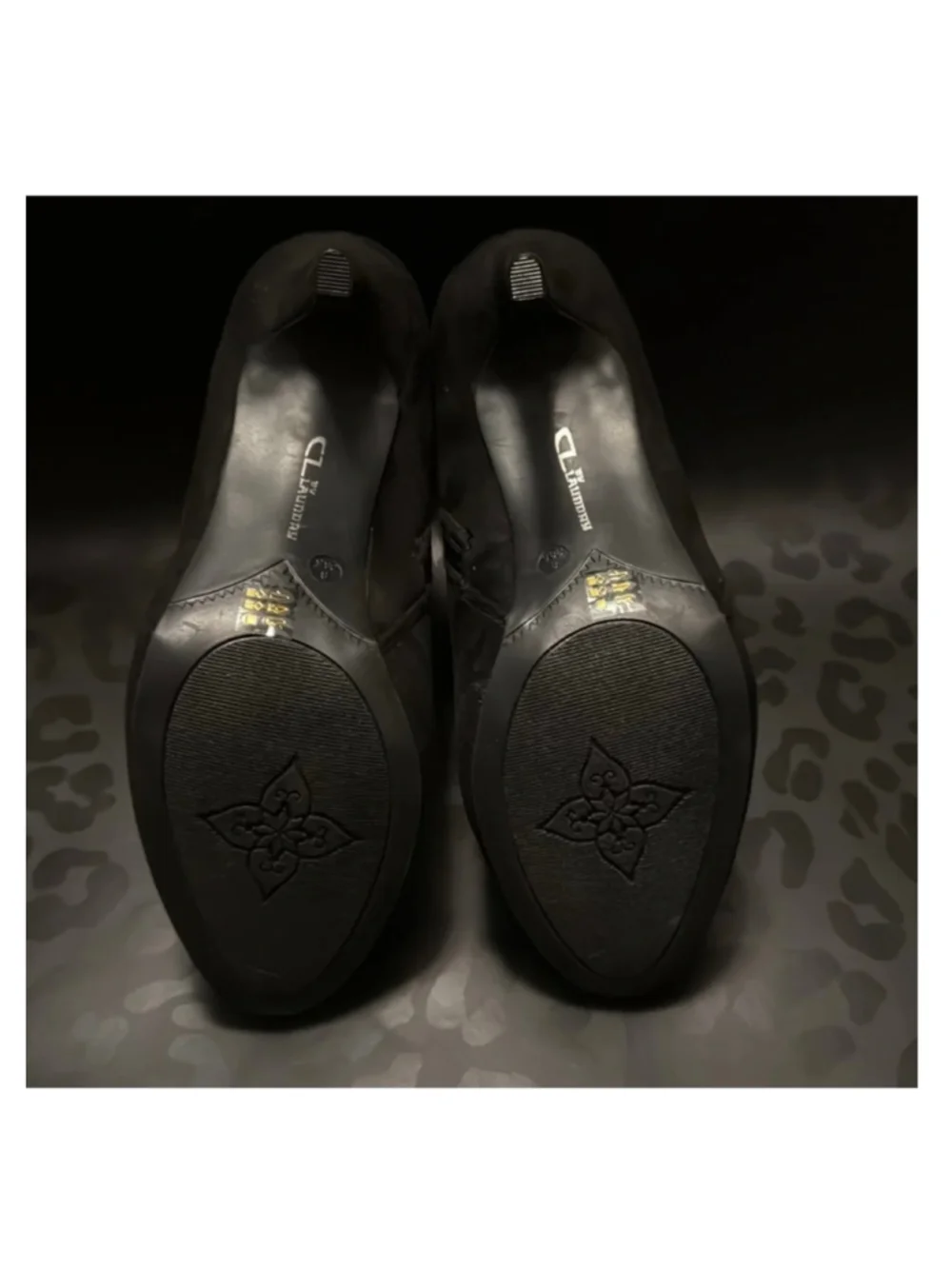 Women's CL by Laundry Black Suede Ankle Booties Size 8.5